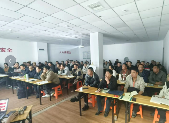 在物業(yè)公司上班怎么考電工證